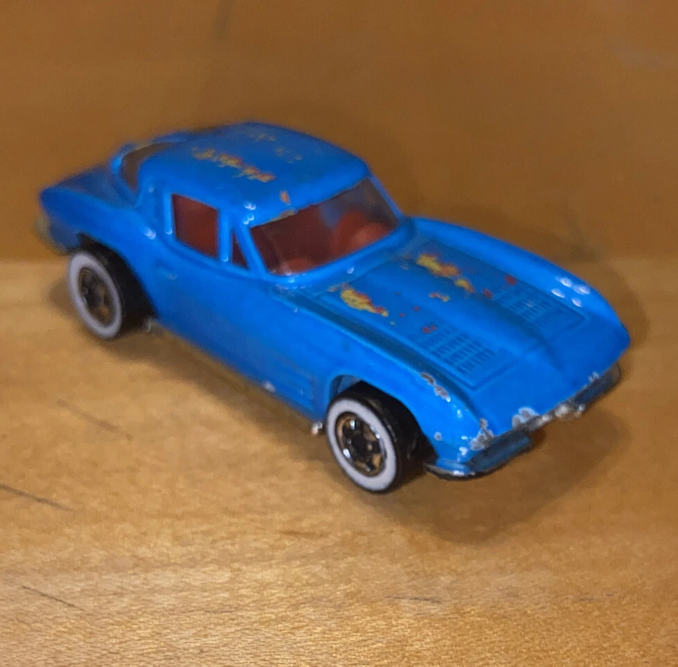 VINTAGE 1979 HOT WHEELS CORVETTE STINGRAY BLUE SPLIT WINDOW WHITE WALLS Rare Old