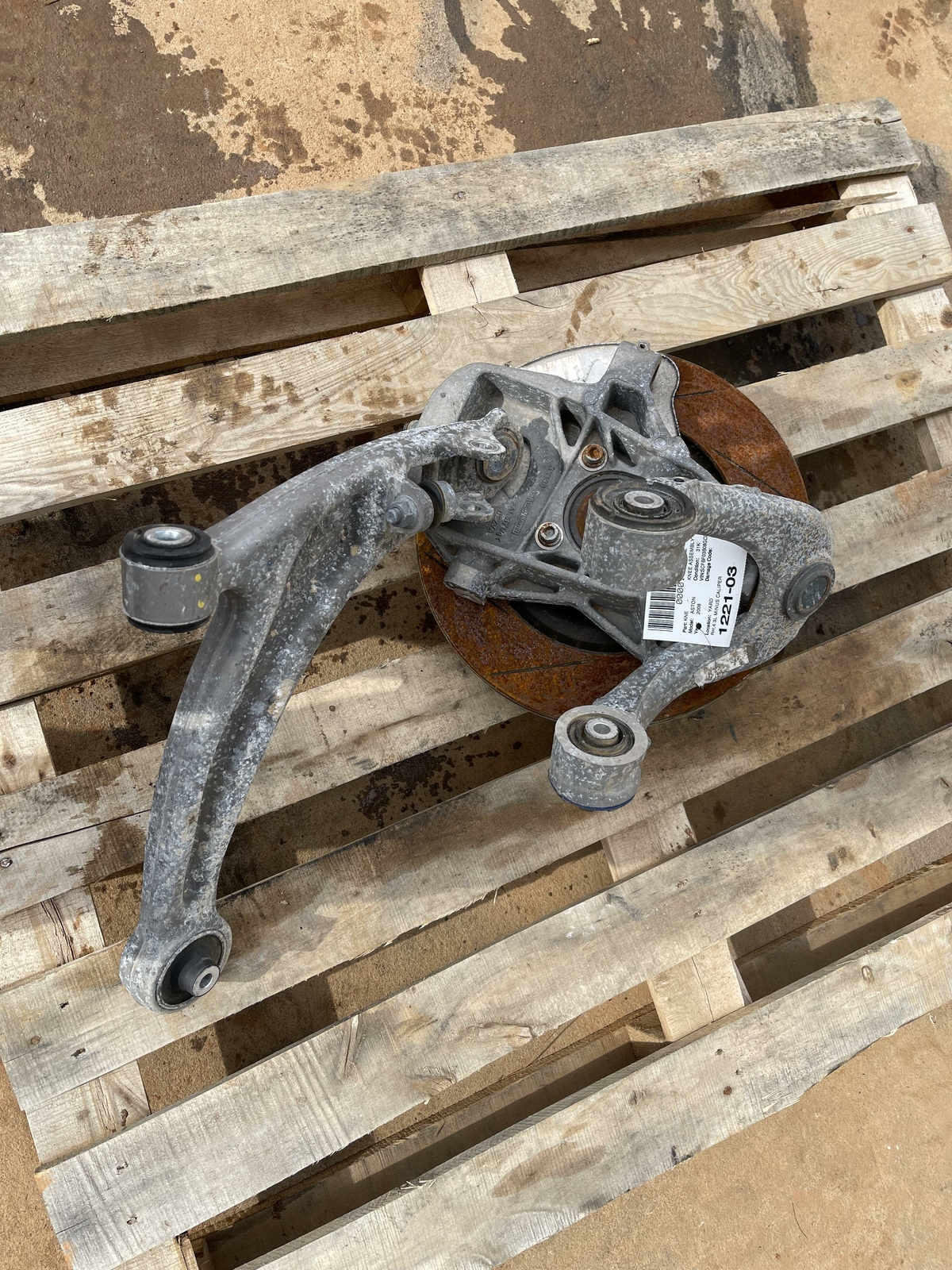 2006-2011 ASTON MARTIN V8 VANTAGE FRONT RIGHT SPINDLE KNUCKLE W/ CONTROL ARM OEM