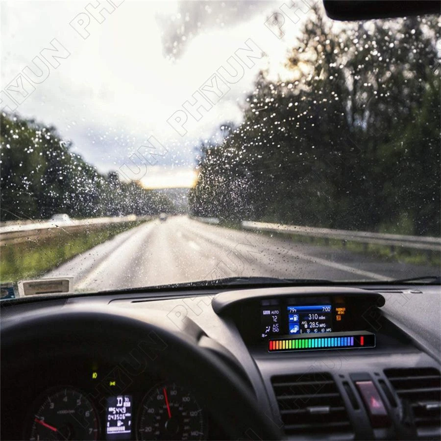 Barra de luz RGB 32LED tipo C recarregável APP controle carro lâmpada ambiente doméstico preta - Imagem 3 de 4