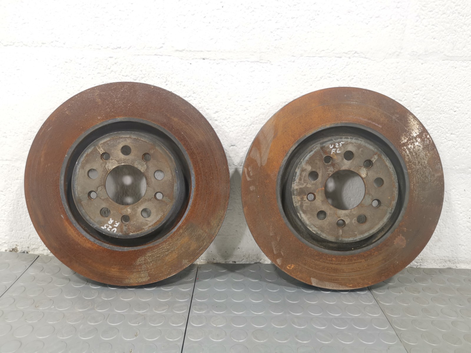 Maserati Levante 2017 AWD AUTO 3.0 L Front Left Right Brake Disc Rotor Set Of 2