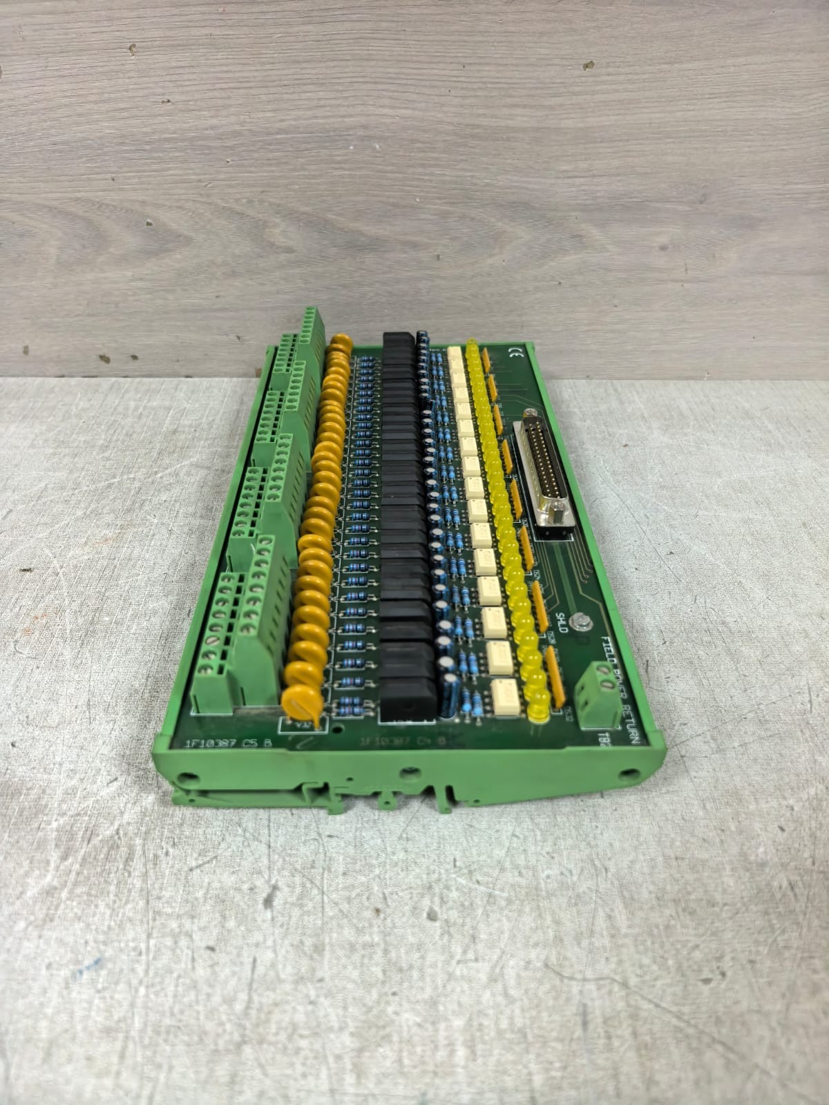 FIRELEC 1F10387 / 1F10389 REV FC FIRELEC INT-DI32-ISO48AC-ST 1F10387 / 1F10389 REV FC INDUSTRIAL INTERFACE BOARD 4