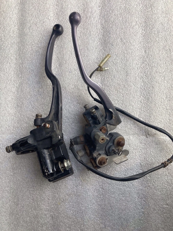 Левый и правый рычаги Yamaha Warrior - Изображение 2 из 4