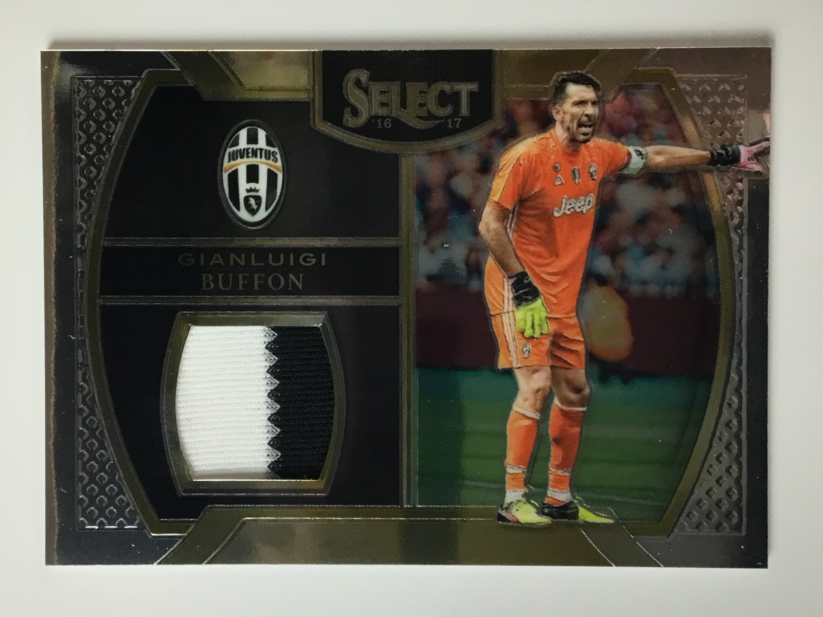 2016-17 Panini Select #M-BUF Gianluigi Buffon Memorabilia Juventus