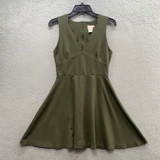 Love Ady Scalloped V-neck Fit Flare Dress Size M Made in USA Olive Green Stretch