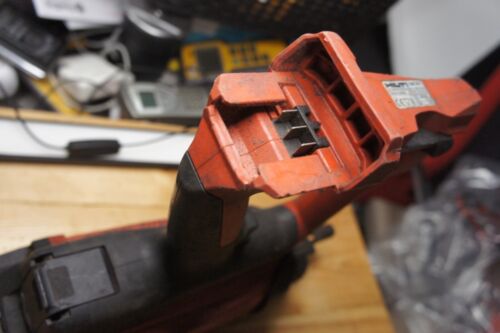 Hilti GX 2 Nail Gun Nailer Gas for parts or repair - Picture 6 of 9