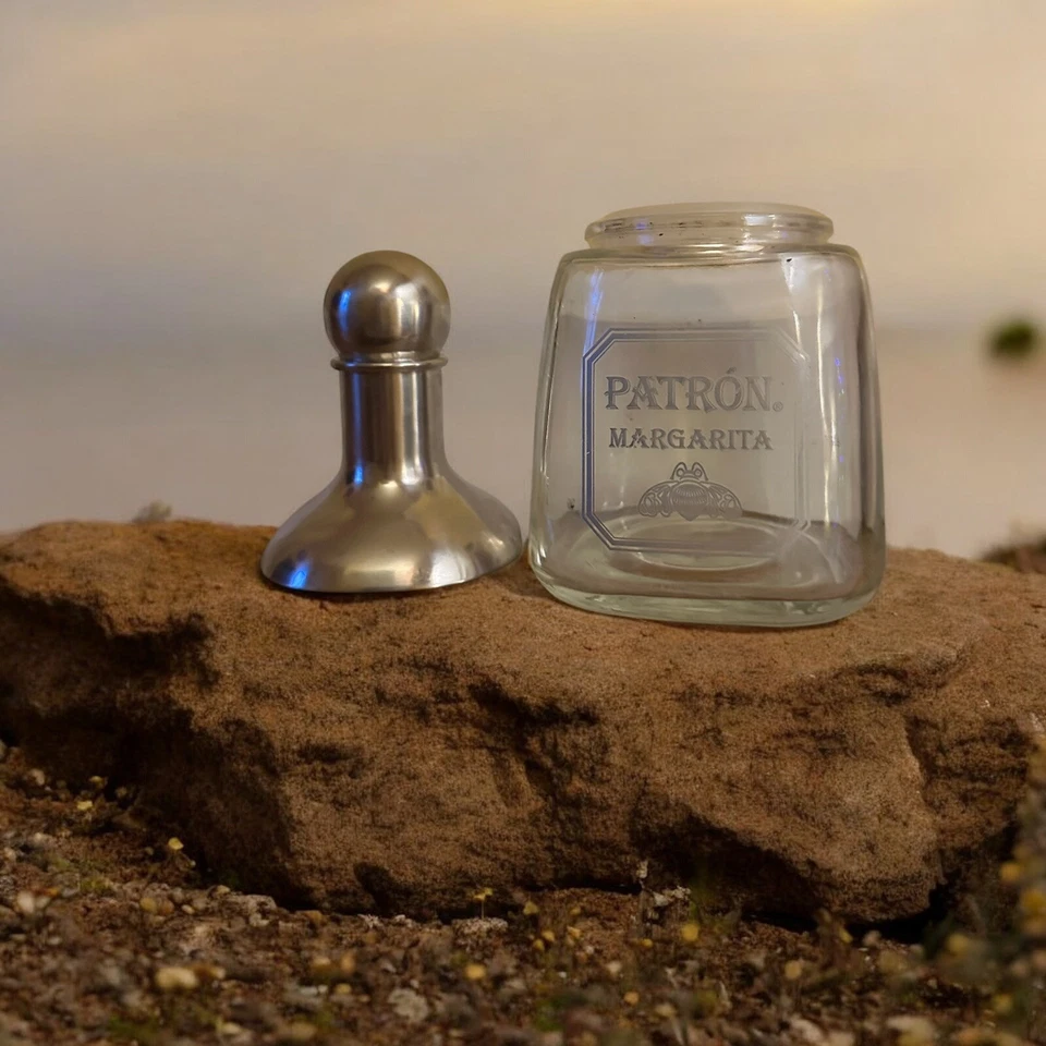 PATRON Margarita Coctelera Vidrio Inoxidable 18oz Cóctel Tequila Whisky Mezclador Foto 2 de 4