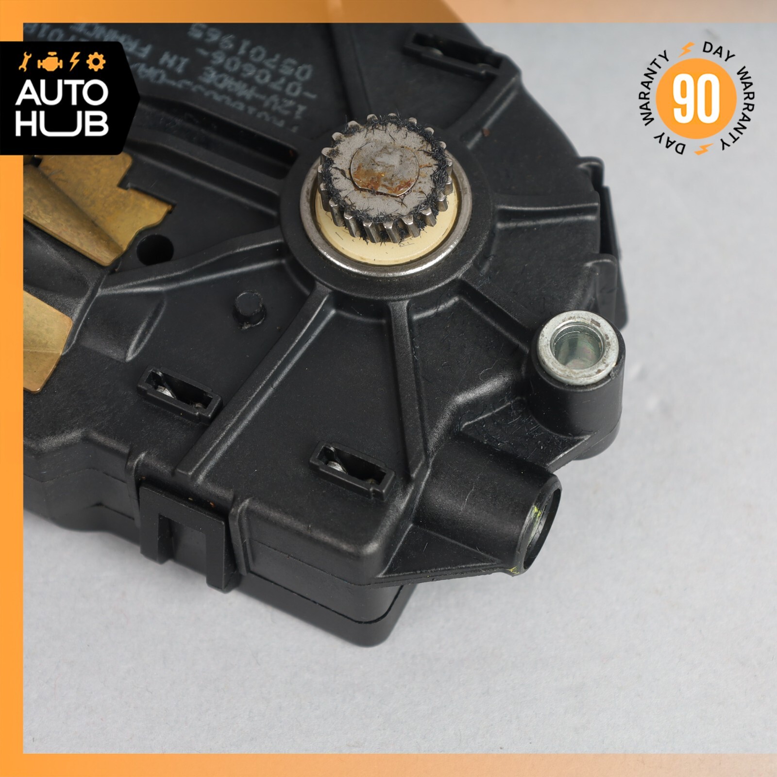03-13 Maserati Quattroporte M139 Sunroof Sun Roof Motor 6117026 OEM