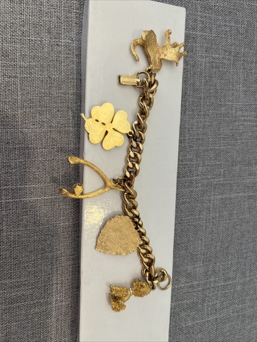 Vintage Goldtone Charm 7.5" Curb Chain Bracelet 5 Different Charms OBCC Marking - Picture 9 of 11