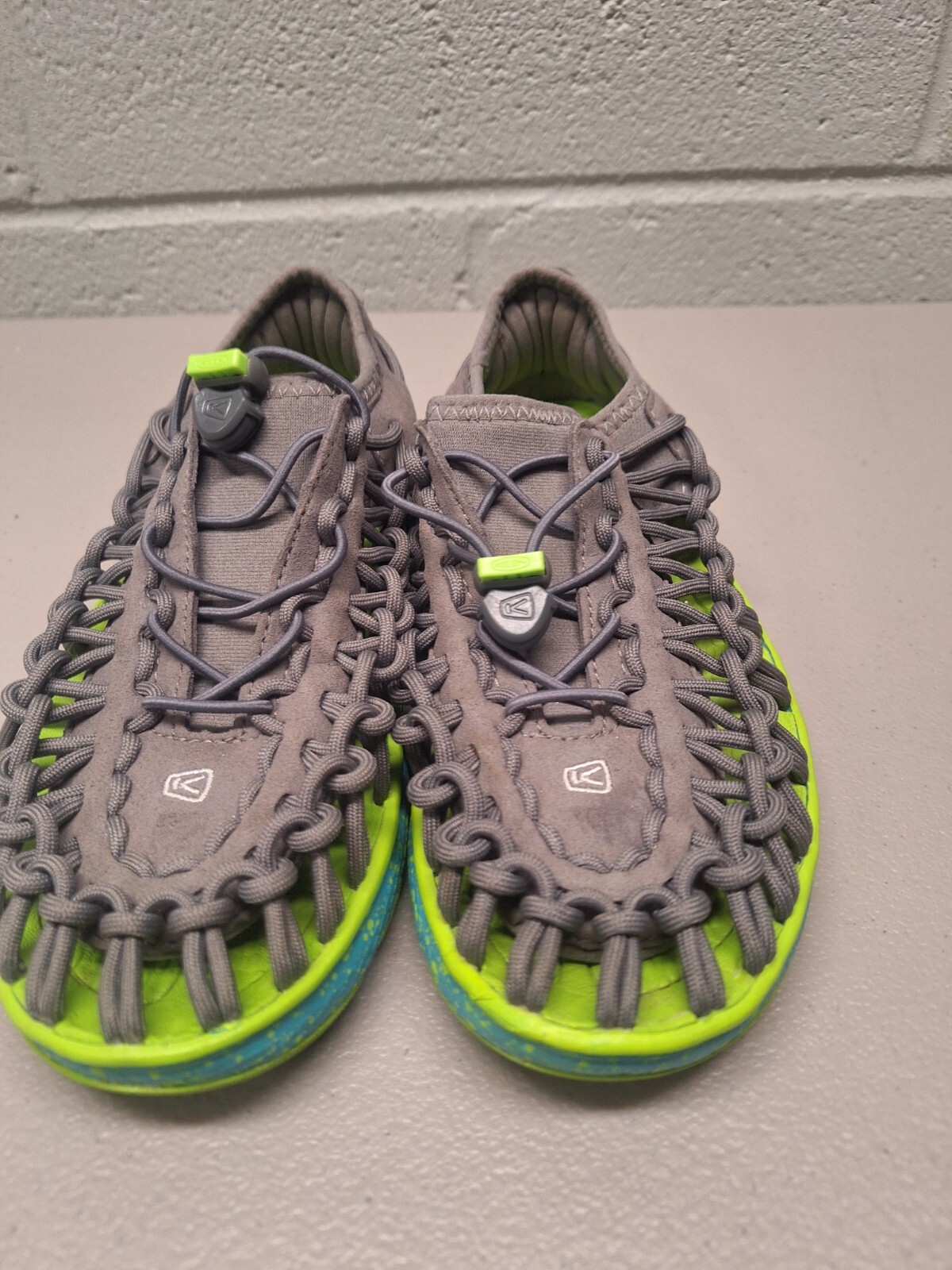 Sandali sportivi Keen Uneek O2 grigio verde giovani taglia US 3 scarpe corda bambini