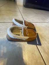 NWT DOCKERS Boy's Faux Suede Slippers Fleece Lined SIZE Small Youth 11-12