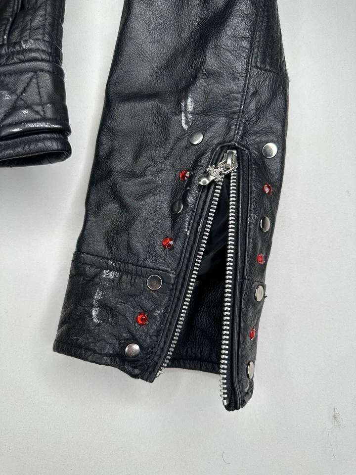 Chaqueta Wilson’s Leather X Def Leppard Tachonada Moto Café Racer Retro Pequeña Foto 3 de 4