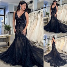 Sexy Mermaid Wedding Dresses Black Sleeveless V Neck Beach Glitter Bridal Gowns