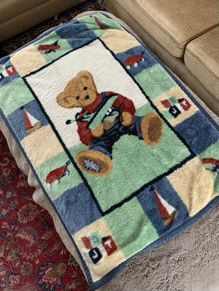 Mono de oso de peluche Jean azul de colección juguetes de avión manta de bebé de felpa satinada *usado Foto 3 de 4