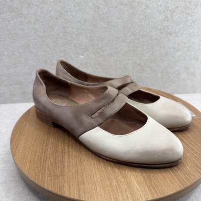 Jeffrey Campbell Shoes Womens 7 Beige Leather Mary Jane Flats Colorblock Casual
