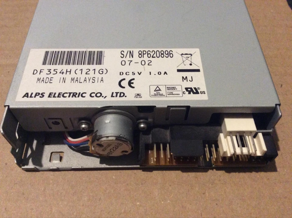 Alps Electric Co DF354H(121G) Black 3.5" 1.44MB FDD Internal Floppy Disk Drive - Image 3 of 4