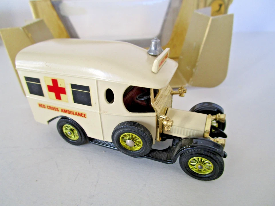 RARE MATCHBOX YESTERYEAR Y-13 CROSSLEY RED CROSS AMBULANCE - BOXED - image 2 of 4