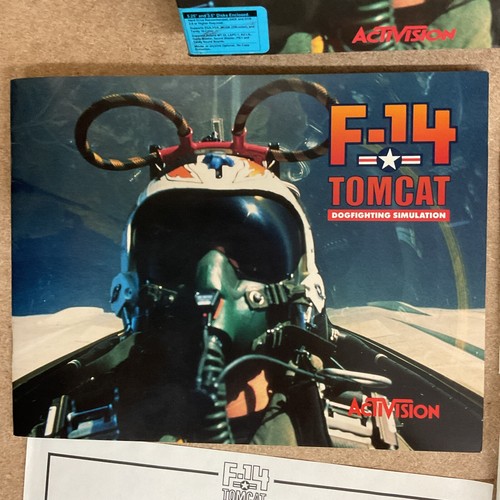 Vintage F-14 Tomcat simulator by Activision 1990 for PC on 5.25+3.5 disk Big Box - Picture 4 of 10