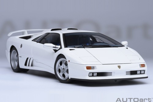 LAMBORGHINI DIABLO SE30 JOTA IMPACT WHITE 1:18 COMPOSITE by AUTOart 79145 NEW - Picture 6 of 23
