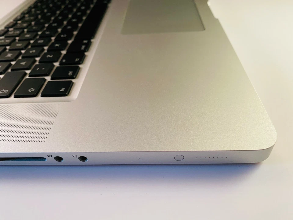 Apple 🍎 MacBook Pro 15" 2011/2012 COMPLETE TOPCASE ASSEMBLY -  🇬🇧 UK Version - Image 4 of 4