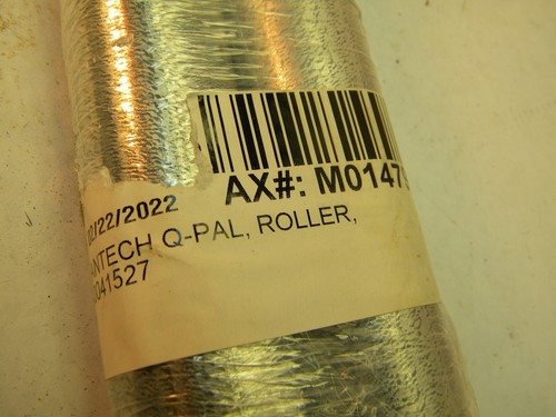Pair of Lantech Q Pal Roller driven conveyor rollers, M014795, 1 1/2 x 32 5/8 in - Picture 2 of 4