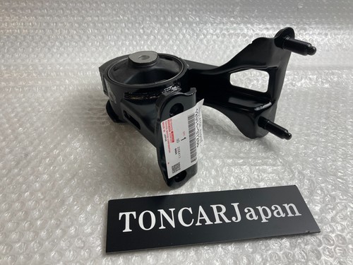 TOYOTA Genuine Prius V Rear Engine Mount 12371-37260 - Picture 3 of 24