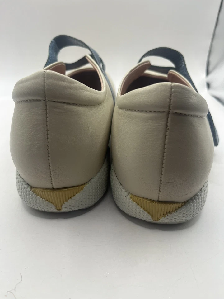 Damas Cuero Crema Kumfs Azul Doble Correa Gancho y Ojo Cierre Talla 8 Ballet Foto 3 de 4