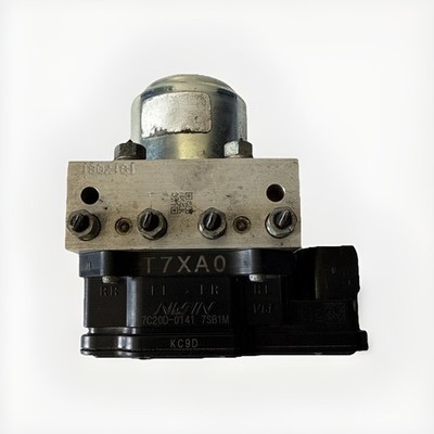 2016 - 2018 Honda HR-V AWD ABS Anti-Lock Brake Pump Module T7XA0