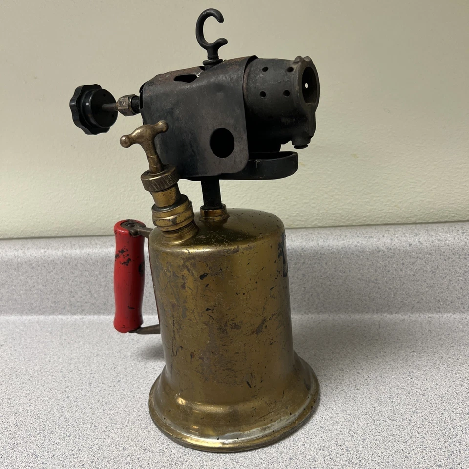 Soplador de latón vintage CLAYTON & LAMBERT Foto 2 de 4