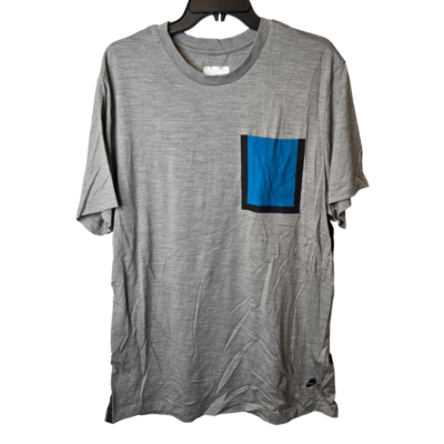 mens nike pocket t shirt