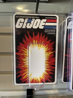   GiJoe   Display Case With Universal Card Back Insert Classic MOC style