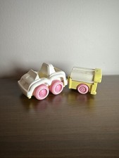 VINTAGE 1987 FISHER PRICE SMOOSHEES Car Trailer