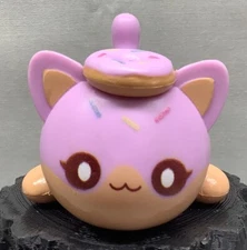 Aphmau Mystery MeeMeows Surprise Figurine Donut Cat Series 1