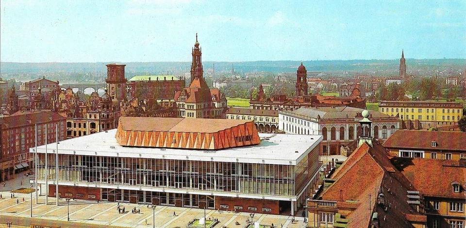 lange Ak Dresden, Kulturpalast (von der Kreuzkirche aus gesehen) um 1978 - Bild 1 von 1