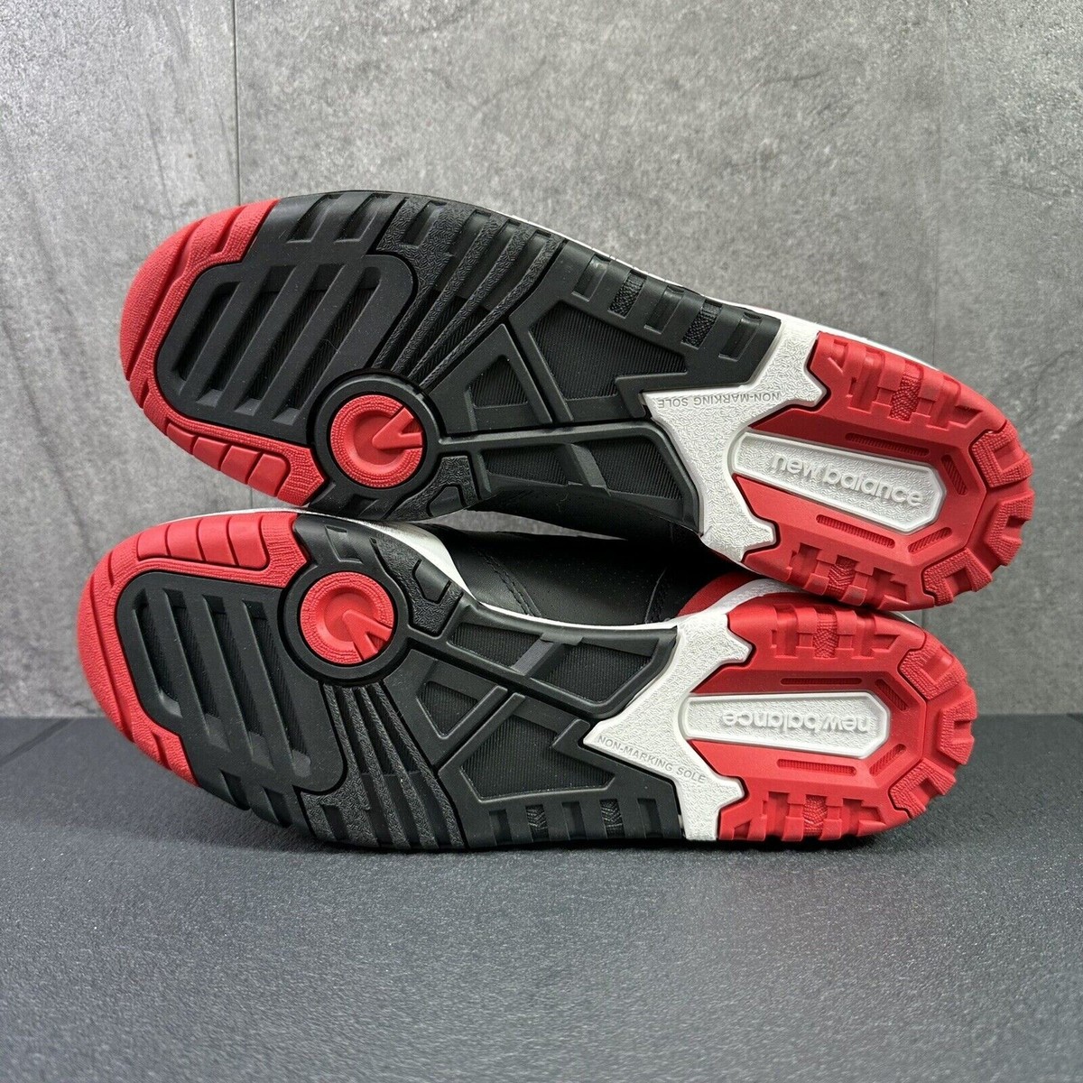 New Balance 650R Size 9.5 Mens Black Red Sneakers BB650RBR 