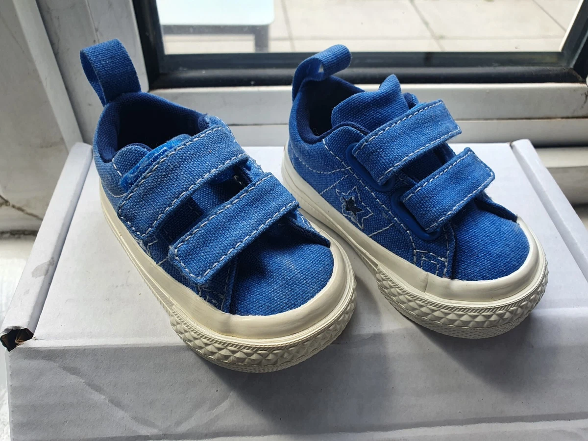 Converse one star baby shoes deals