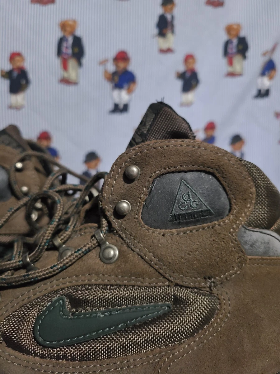 Acg store hiking boots