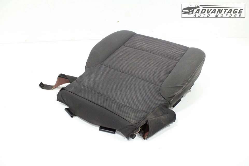 Chevrolet Silverado 2500 HD 2017-2019 cojín asiento inferior delantero derecho OEM Foto 3 de 4