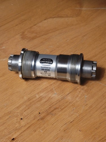 Vintage Shimano Ultegra BB-6500 Bottom Bracket 109.5