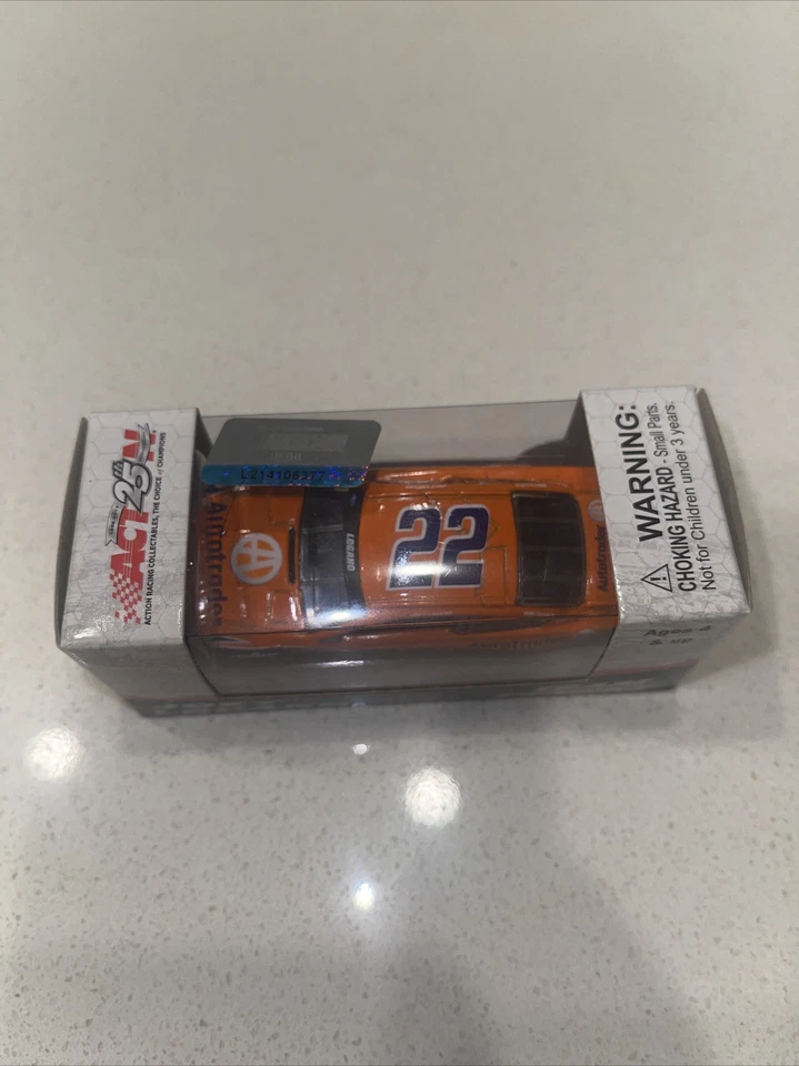 1:64 Acción 2017 #22 Autotrader Pennzoil Penske Ford Fusion Joey Logano Oro Nuevo en Caja Foto 2 de 3