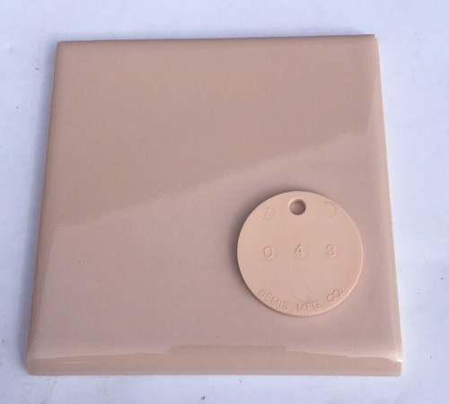 4x4 Vintage Bullnose Tile in Peach/Coral -1 Piece- Surplus- 'Mid-State' - Picture 3 of 3