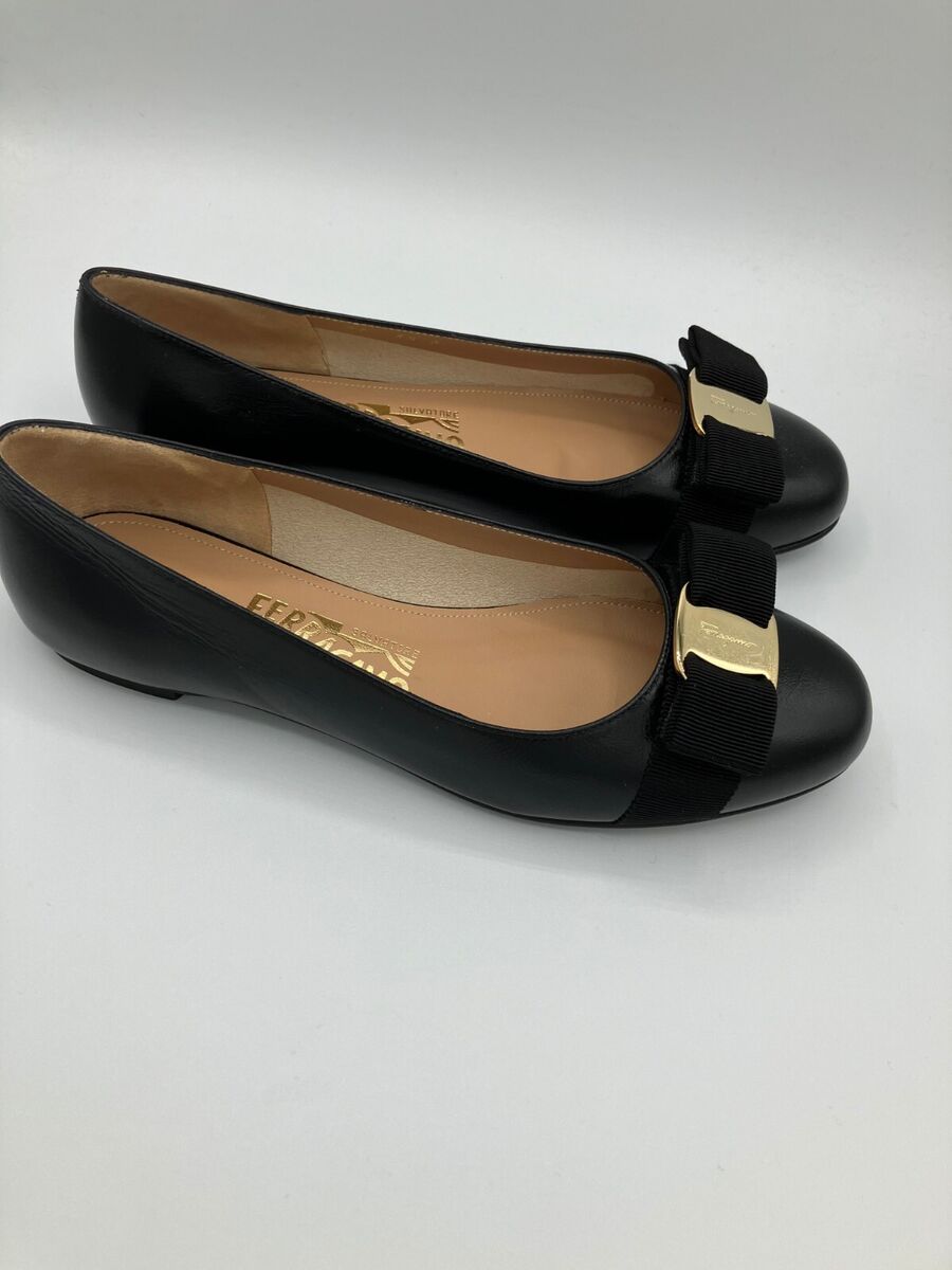 サルヴァトーレフェラガモ salvatore ferragamo VARINA 22mm NEW SALVATORE FERRAGAMO VARINA 22 1.0 CM NERO CALF BISCOTTO