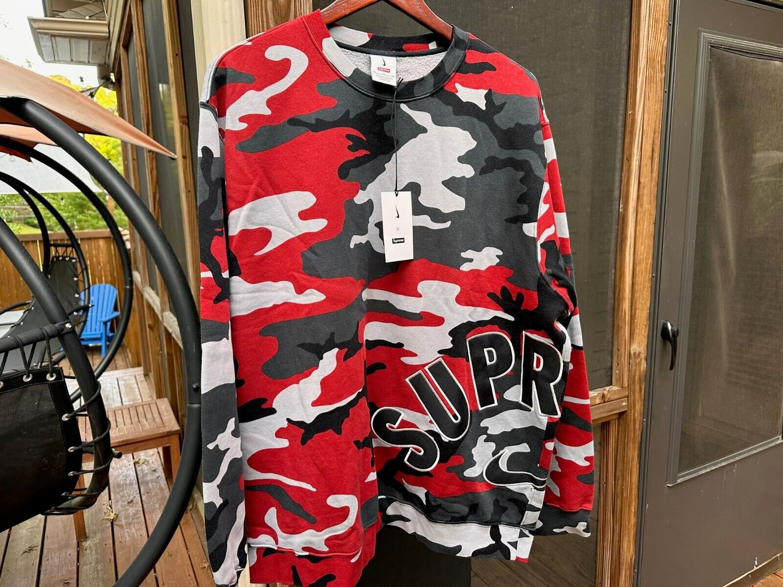 Nike x Supreme Arc Crewneck, Red Camo (L) In-hand Ready To Be Shipped! Sold  out