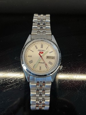 SEIKO 5 automatic