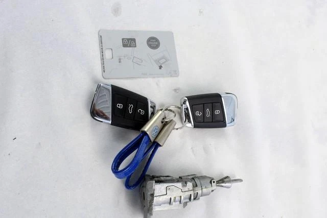 Set Serrure-Gâche Ouverture Avec Double Clé et Carte Allumage Volkswage - Photo 3/4
