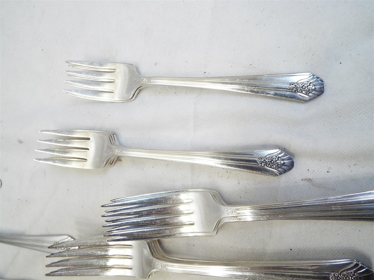 Set Wm Rogers Silver Plate Flatware Imperial 55 pc svc for 8