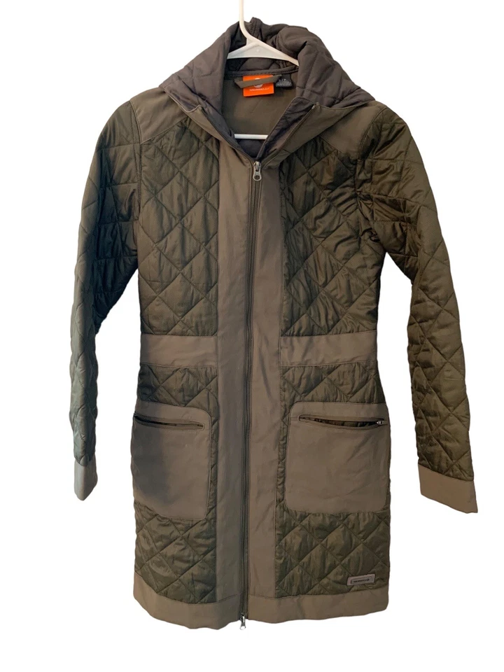 Chaqueta con Capucha Merrell Lahti Larga Aislada Microquilt, Abrigo Verde Ejército Para Mujer Foto 2 de 4