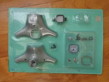 1/3 DEAGOSTINI BUILD THE 1956 VESPA GS 150 SCOOTER #1 HANDLEBAR COVERS + BADGE