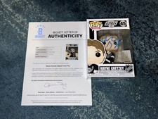 Wayne Gretzky Signed Official Los Angeles Kings Funko Pop The Great One Beckett