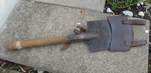 Original Feldspaten --Modell 1915-- mit Spatentasche - Bild 1 von 11