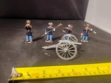 Edmund's??? Traditional Toy Metal Soldiers with cannon